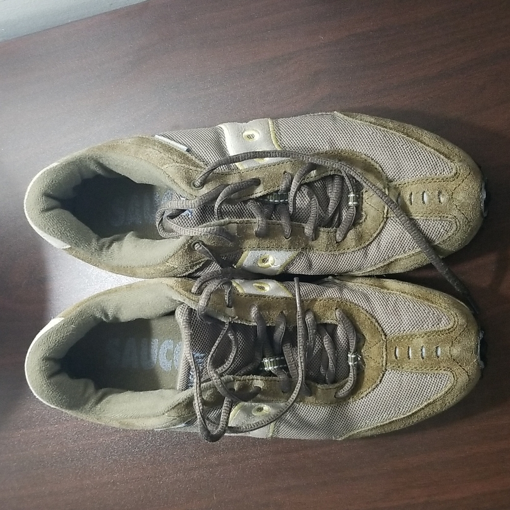 Saucony